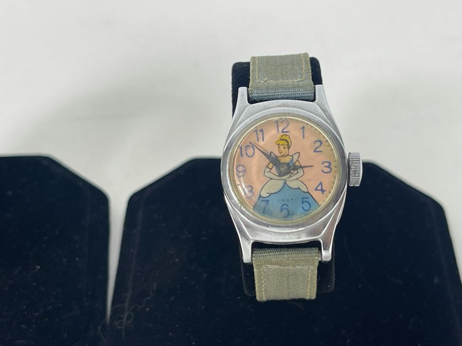 Pair Of Vintage Disney Watches [Photo 7]