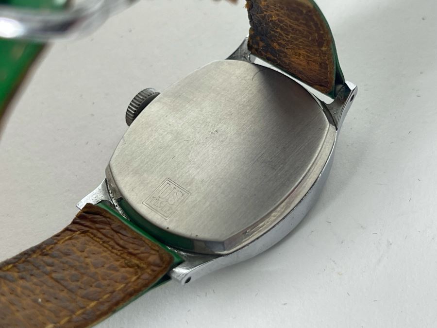 Pair Of Vintage Disney Watches [Photo 8]