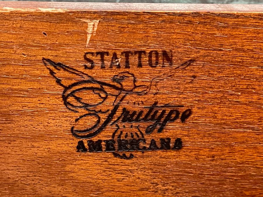 Statton Trutype Americana Side Table With Marble Top 2’5”W X 1’8”D X 2’3”H [Photo 7]