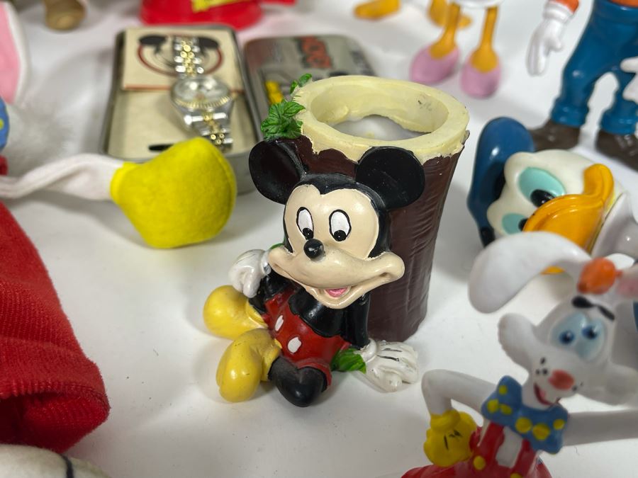JUST ADDED - Large Collection Of Disney Mickey Mouse Figurines, Disney Tray, Watches, Clock [Photo 16]
