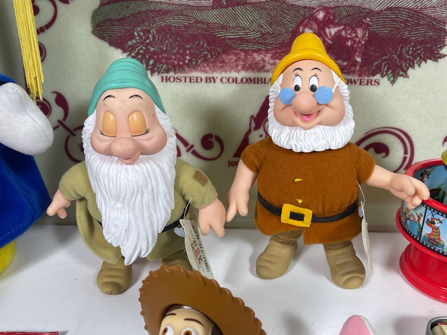 JUST ADDED - Large Collection Of Disney Mickey Mouse Figurines, Disney Tray, Watches, Clock [Photo 23]