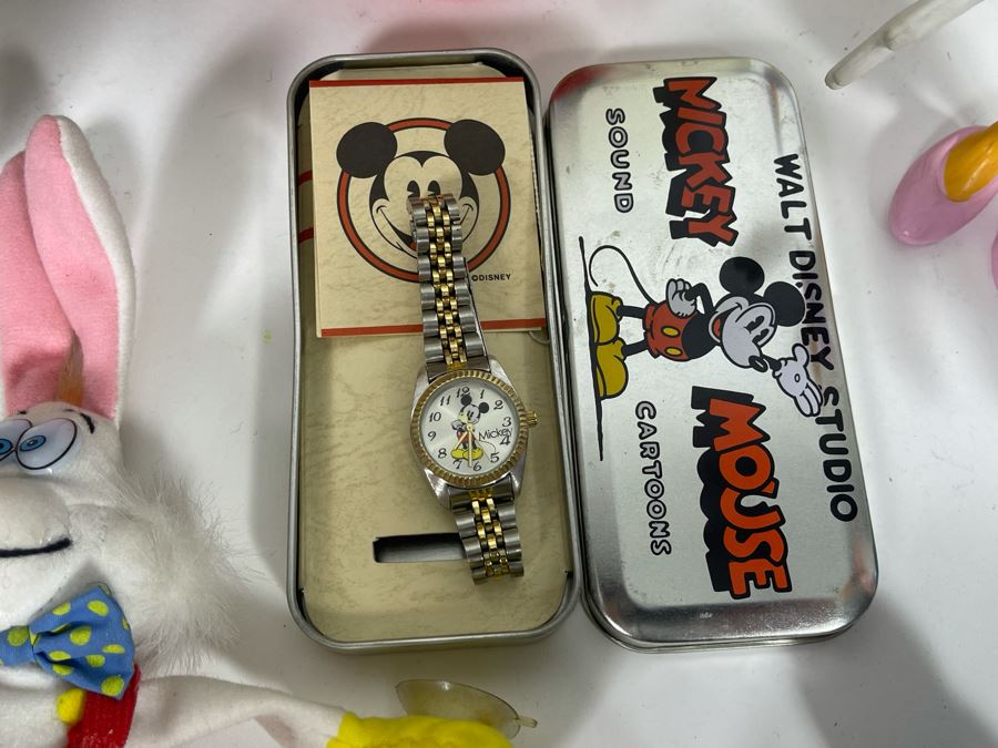 JUST ADDED - Large Collection Of Disney Mickey Mouse Figurines, Disney Tray, Watches, Clock [Photo 17]