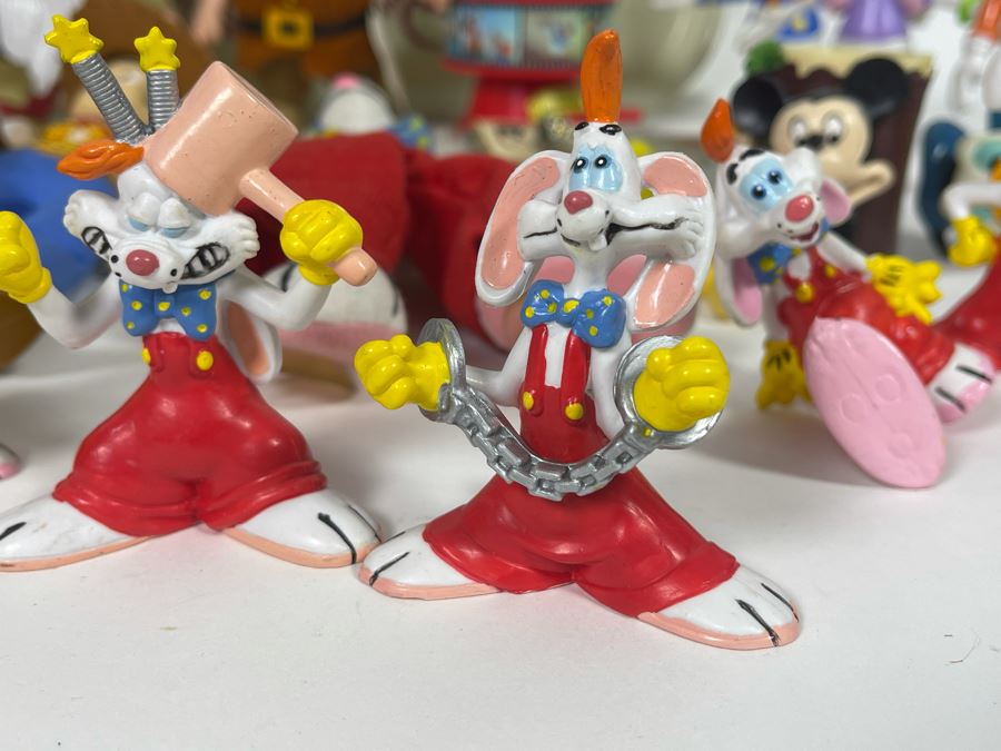 JUST ADDED - Large Collection Of Disney Mickey Mouse Figurines, Disney Tray, Watches, Clock [Photo 5]