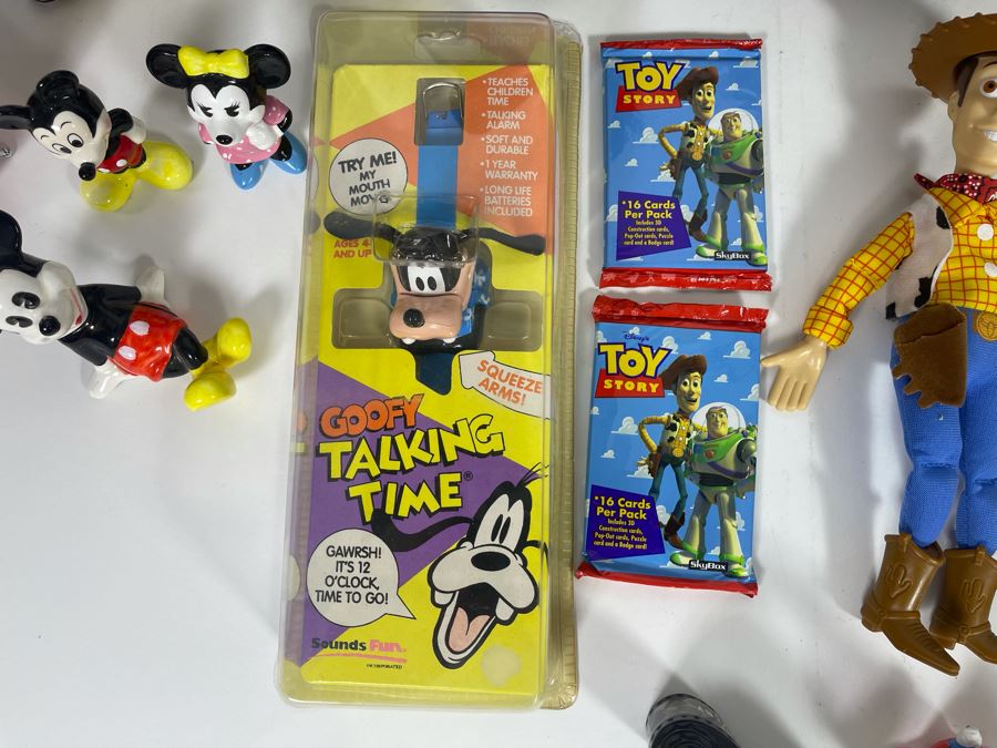 JUST ADDED - Large Collection Of Disney Mickey Mouse Figurines, Disney Tray, Watches, Clock [Photo 9]