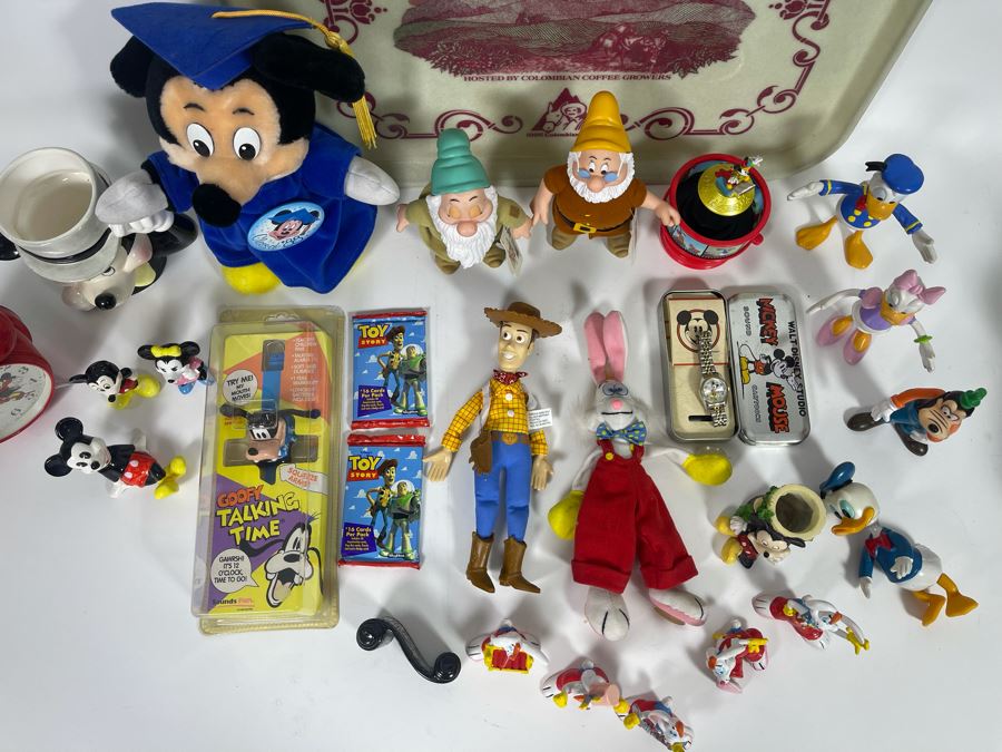 JUST ADDED - Large Collection Of Disney Mickey Mouse Figurines, Disney Tray, Watches, Clock [Photo 8]