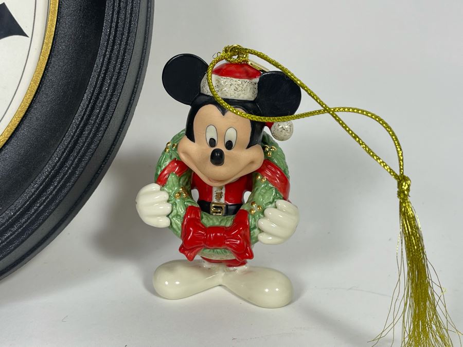 JUST ADDED - Pair Of Disney Lenox Ornaments And Disney Silhouette Portrait [Photo 4]
