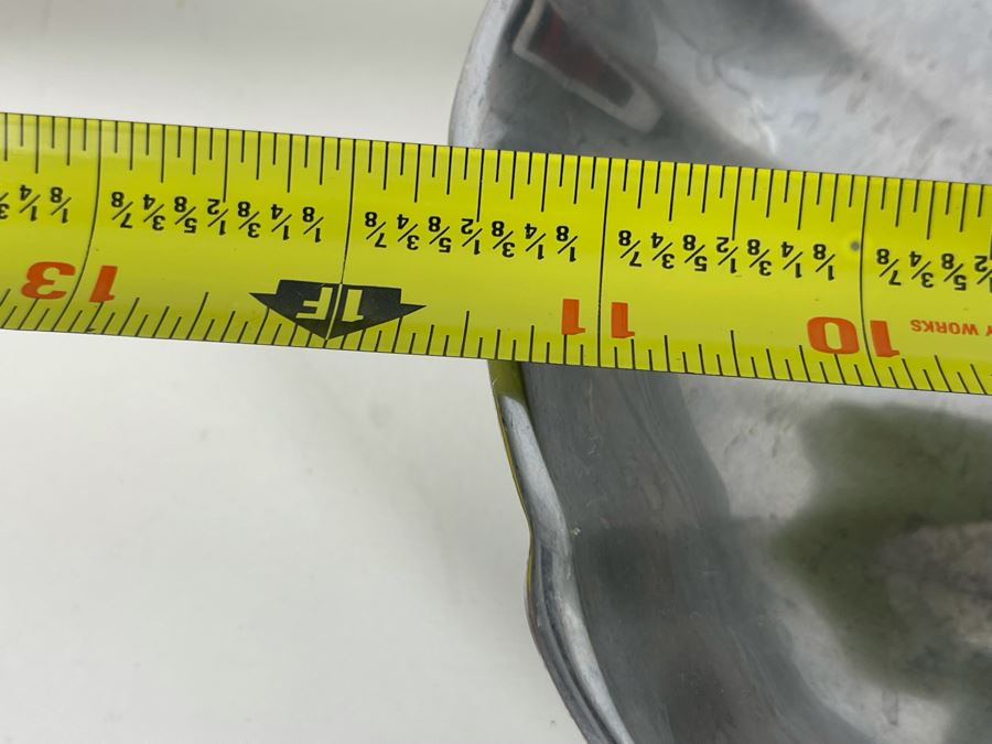 JUST ADDED - Nambe Studio Salt And Pepper Shakers 5H And Wilton Armetale Shell Hors D'Oeuvre Plate 11.5W [Photo 9]