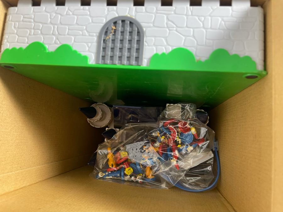 JUST ADDED - Disney Magic Castle Electronic Game - Untested [Photo 5]