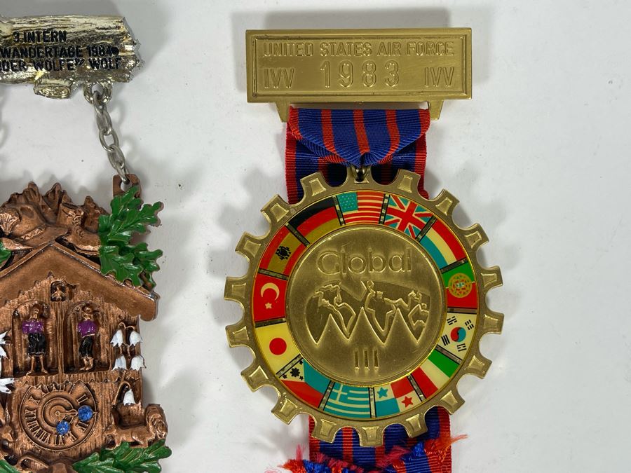 Collection Of Vintage German Cold War Era Volksmarching Medals [Photo 9]