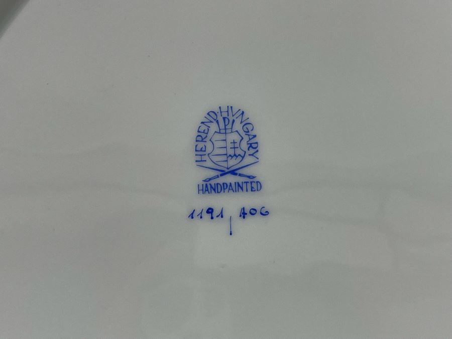 Herend Chinese Bouquet Rust Triangle Dish Hand-Painted Made In Hungary 9.5W Retails $290 [Photo 8]