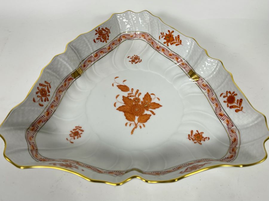 Herend Chinese Bouquet Rust Triangle Dish Hand-Painted Made In Hungary 9.5W Retails $290 [Photo 3]
