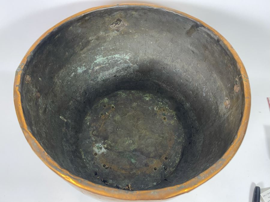 Large Antique Copper And Brass Footed Cauldron Pot Log Bin With Brass Lion Handles 22R X 14.5H [Photo 10]