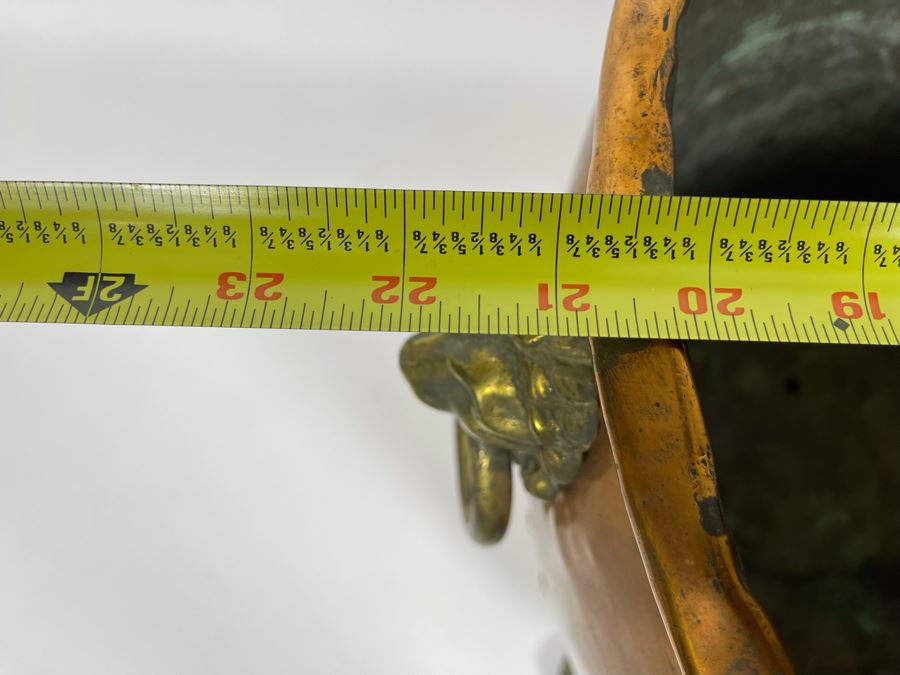Large Antique Copper And Brass Footed Cauldron Pot Log Bin With Brass Lion Handles 22R X 14.5H [Photo 14]