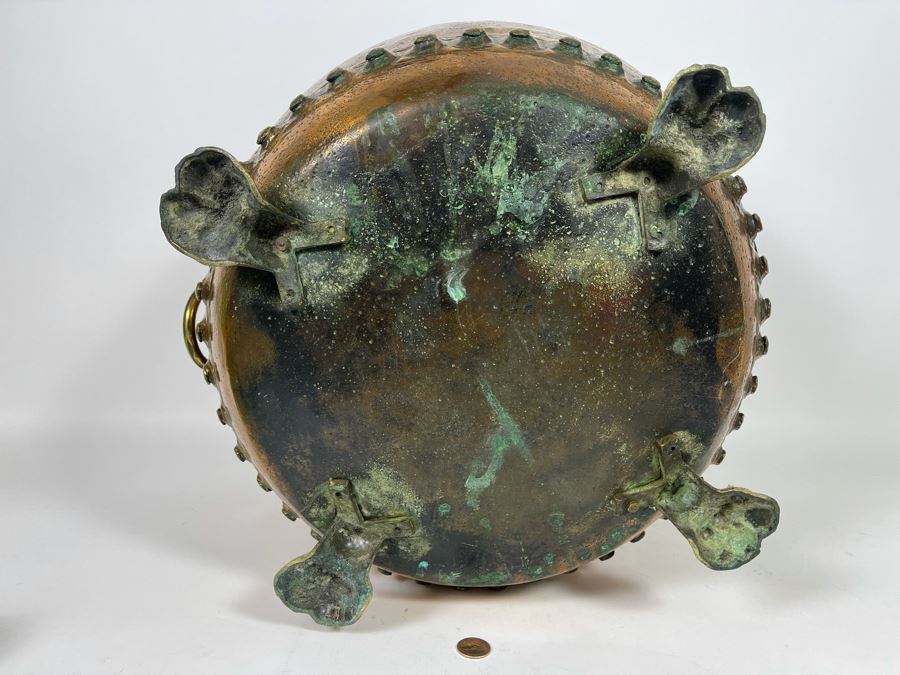 Large Antique Copper And Brass Footed Cauldron Pot Log Bin With Brass Lion Handles 22R X 14.5H [Photo 13]