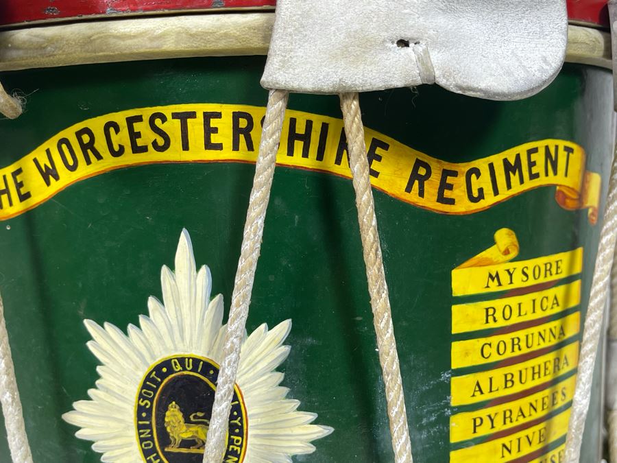 Vintage Hand-Painted British Guard The Worcestershire Regiment Marching Drum Whaley Royce & Coy 14.5R X 15H [Photo 11]