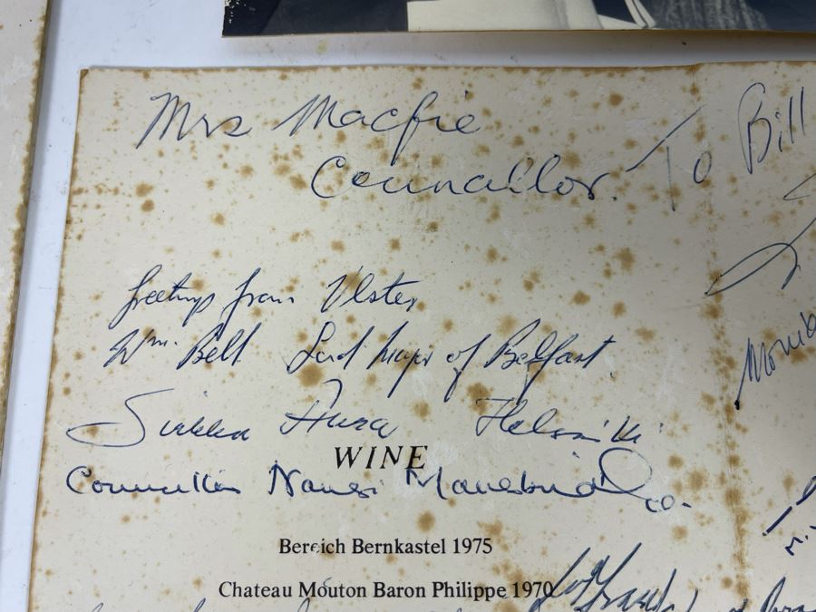 Signed Luncheon Menu From 1979 Visit Of Her Royal Highness The Princess Margaret And Photo Of Princess Margaret With Bill Mitchell [Photo 11]
