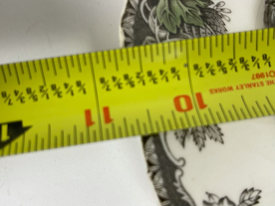 (6) Johnson Bros The Friendly Village 10.5” Large Dinner Plates Replacements Value $300 [Photo 11]