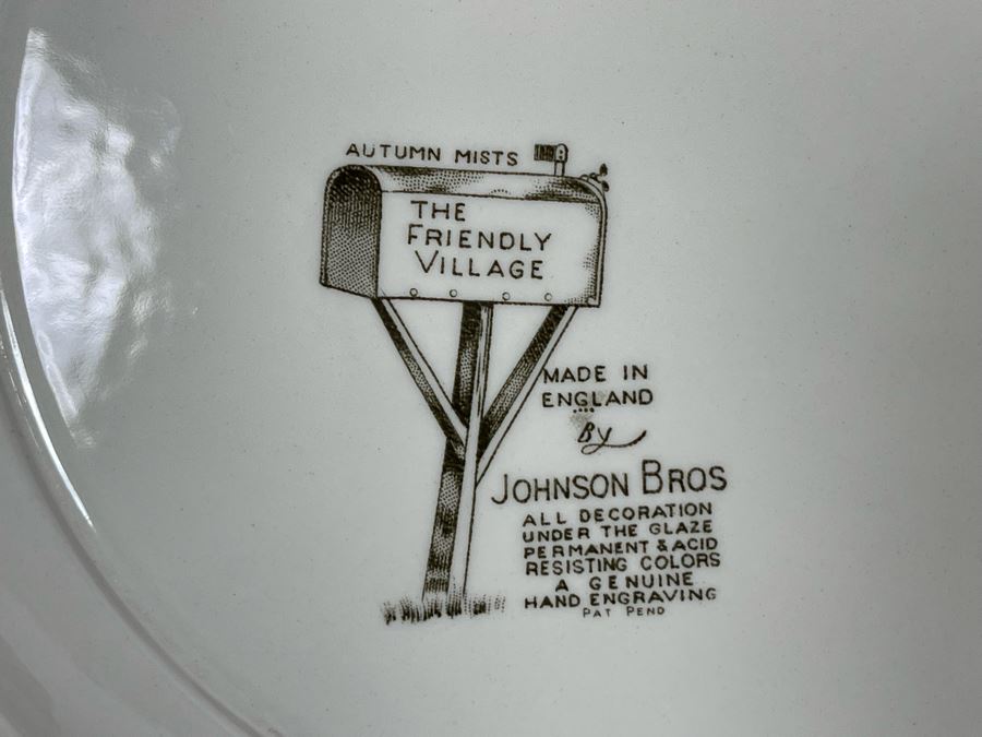 (5) Johnson Bros The Friendly Village 10.5” Large Dinner Plates Replacements Value $250 [Photo 10]