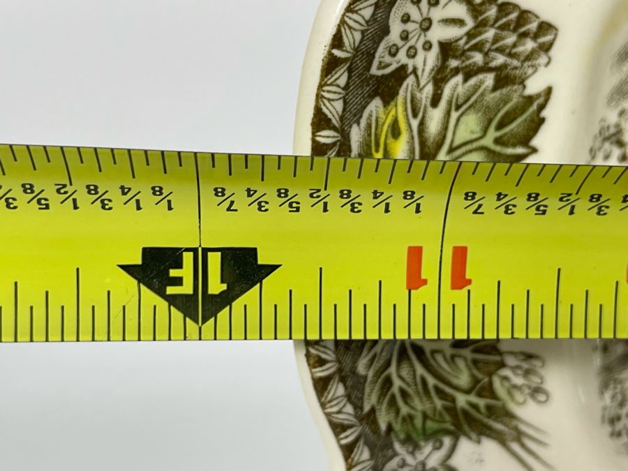 Johnson Bros The Friendly Village (2) 14' Oval Serving Plates And 11.5” Plate [Photo 13]