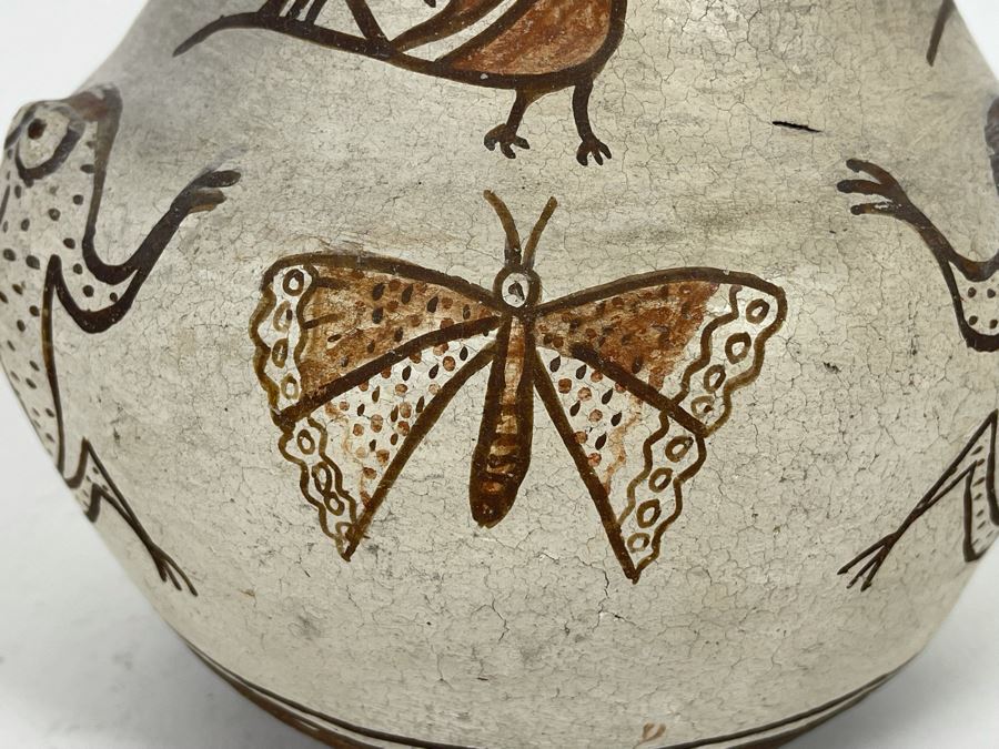 Antique Zuni Native American Frog Pot Featuring Frogs, Butterflies And Birds With Provenance 8W X 7H [Photo 8]