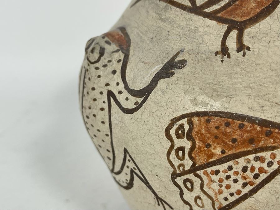 Antique Zuni Native American Frog Pot Featuring Frogs, Butterflies And Birds With Provenance 8W X 7H [Photo 12]