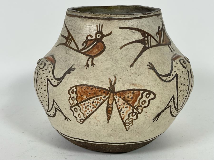 Antique Zuni Native American Frog Pot Featuring Frogs, Butterflies And Birds With Provenance 8W X 7H [Photo 2]