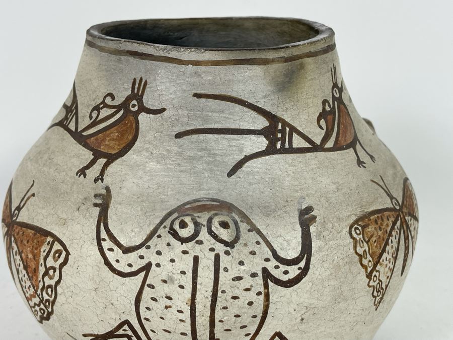 Antique Zuni Native American Frog Pot Featuring Frogs, Butterflies And Birds With Provenance 8W X 7H [Photo 6]
