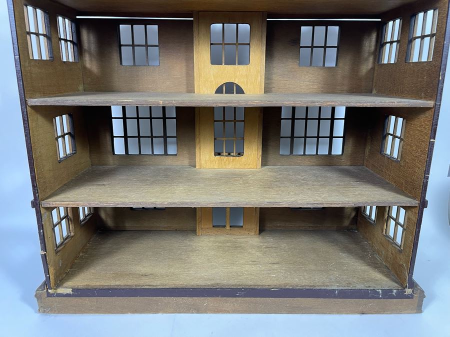 Vintage Handmade Custom Dollhouse 30W X 12D X 26H [Photo 8]