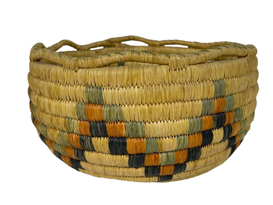 Vintage Native American Indian Basket 9W X 5H [Photo 1]