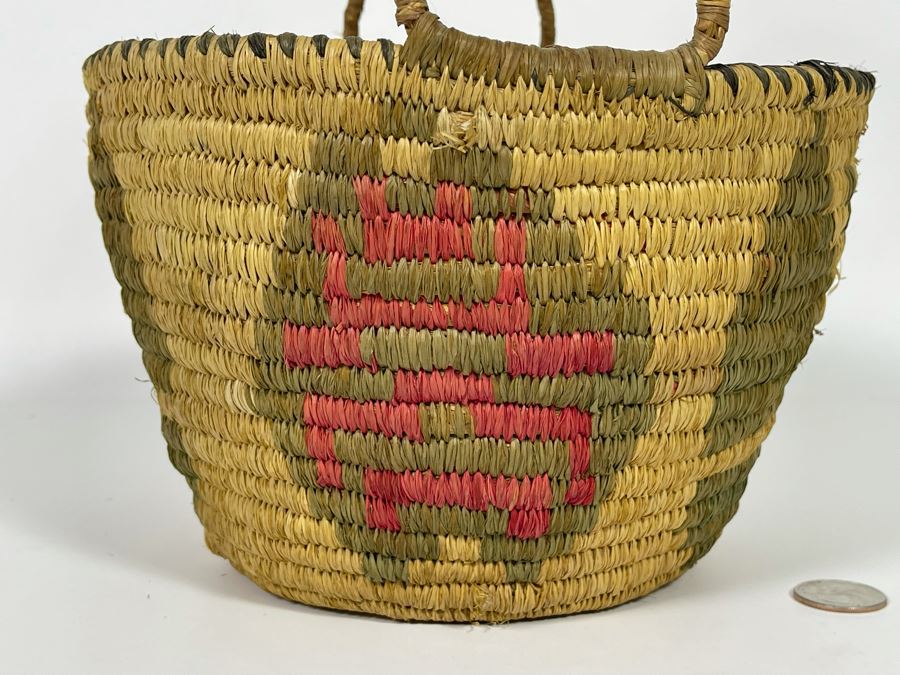 Vintage Native American Indian Handled Basket With Butterfly Design 9W X 12H [Photo 16]