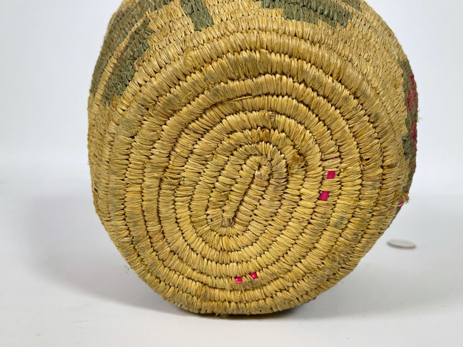 Vintage Native American Indian Handled Basket With Butterfly Design 9W X 12H [Photo 18]