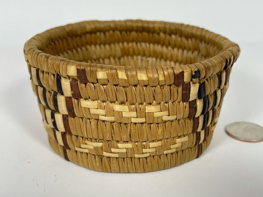 Small Native American Indian Fraser River Basket 4.5W X 2H [Photo 5]