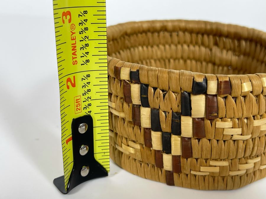 Small Native American Indian Fraser River Basket 4.5W X 2H [Photo 10]