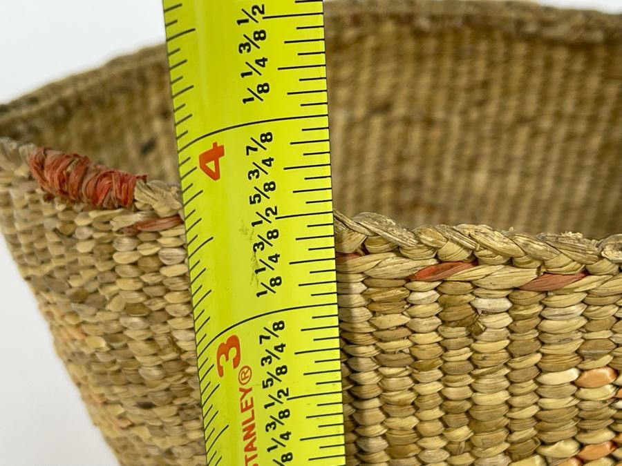 Vintage Quinault Indian Basket 7W X 3.5H [Photo 17]