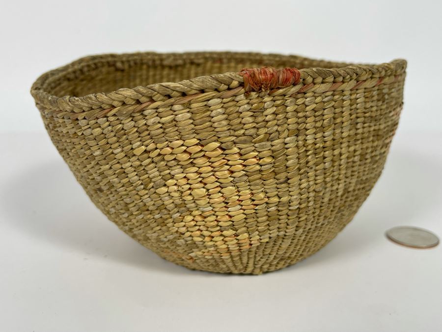Vintage Quinault Indian Basket 7W X 3.5H [Photo 8]