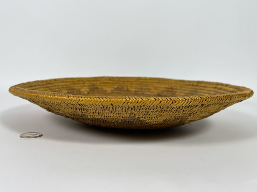 Vintage Native American Indian Navajo Wedding Basket 14W X 2H [Photo 10]