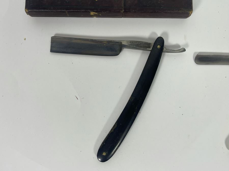 Antique English Gentleman’s Sea Captain’s Ship Pedestal Washstand With (3) Vintage Straight Razors 24W X 22D X 38H [Photo 14]