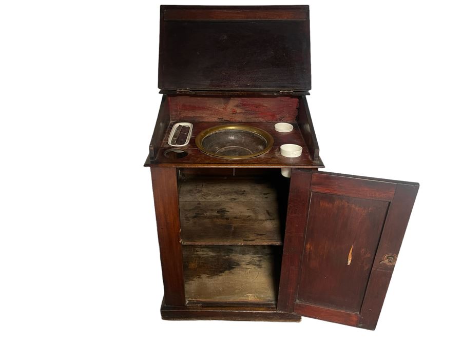 Antique English Gentleman’s Sea Captain’s Ship Pedestal Washstand With (3) Vintage Straight Razors 24W X 22D X 38H [Photo 3]