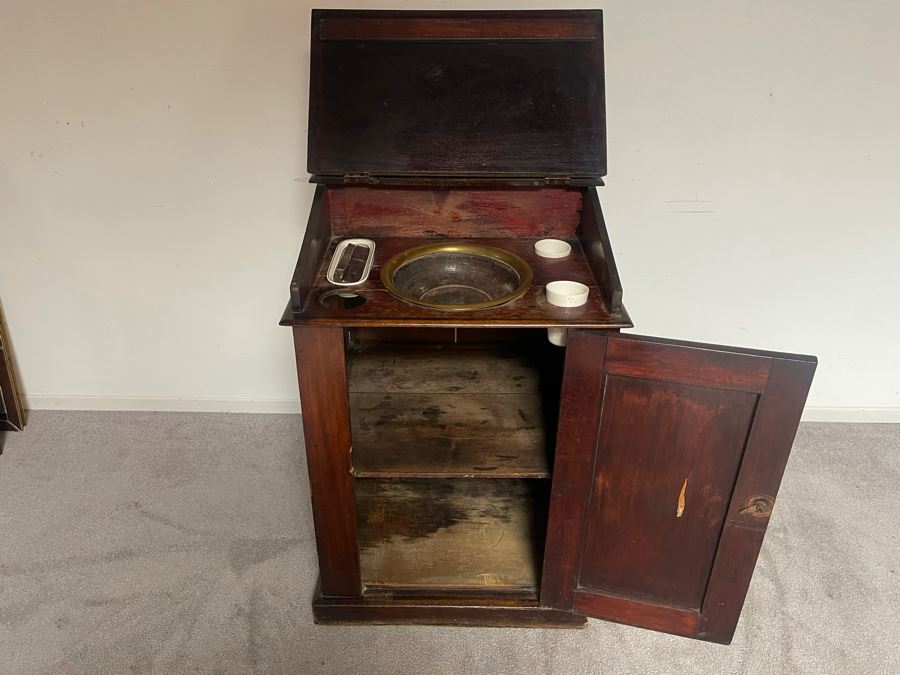 Antique English Gentleman’s Sea Captain’s Ship Pedestal Washstand With (3) Vintage Straight Razors 24W X 22D X 38H [Photo 6]