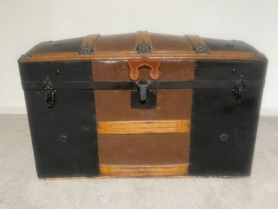 Vintage Domed Wood And Metal Trunk 32W X 17D X 19H [Photo 3]