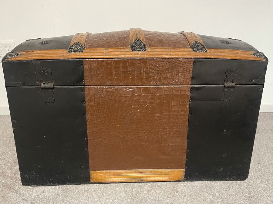 Vintage Domed Wood And Metal Trunk 32W X 17D X 19H [Photo 6]