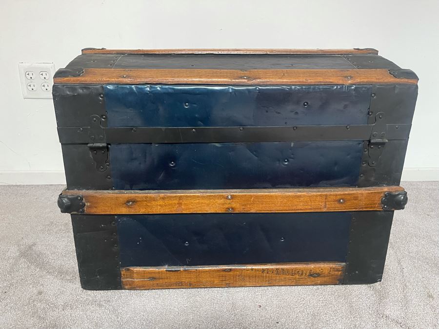 Vintage Domed Wood And Metal Trunk 27W X 16D X 20H [Photo 6]