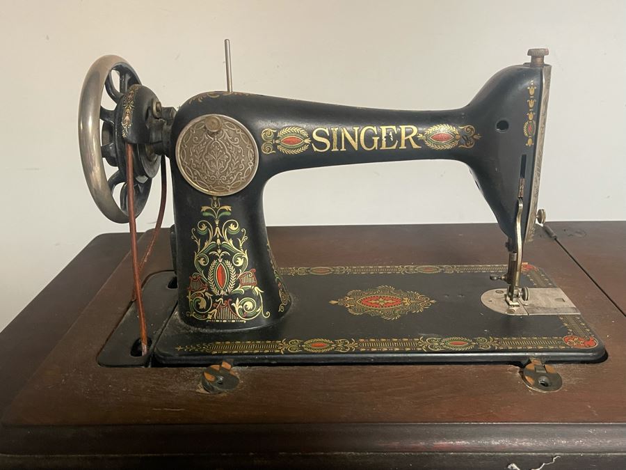 Antique Singer Sewing Machine No. 66 With Wooden Cabinet And Original Singer Instruction Book Dated 1920 In Italian And Some Sewing Supplies In Cabinet Drawers 32W X 17D X 40H [Photo 12]