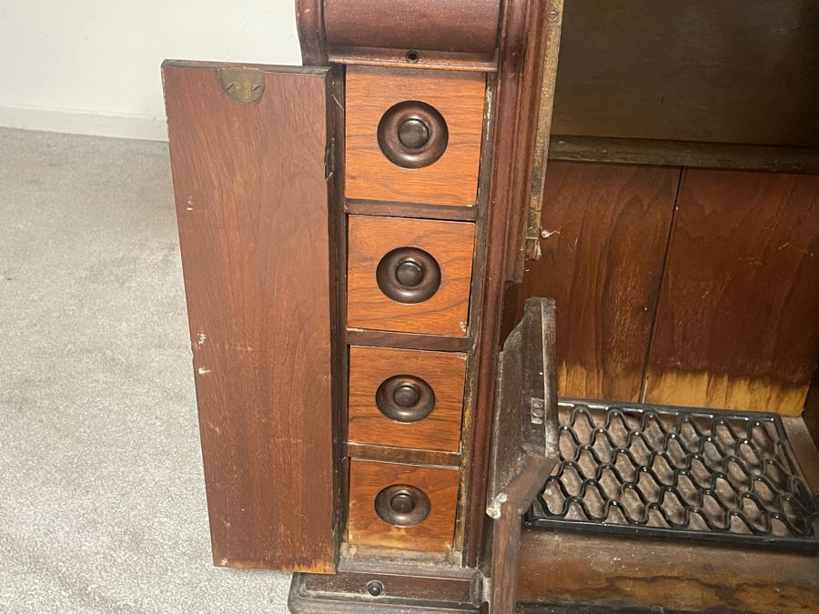 Antique Singer Sewing Machine No. 66 With Wooden Cabinet And Original Singer Instruction Book Dated 1920 In Italian And Some Sewing Supplies In Cabinet Drawers 32W X 17D X 40H [Photo 16]