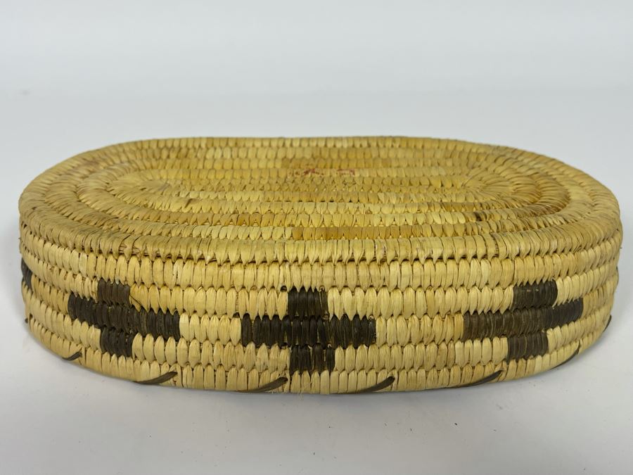 Vintage Native American Indian Papago Woven Basket 8W X 4.5D