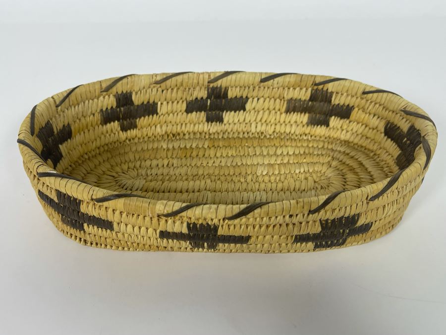Vintage Native American Indian Papago Woven Basket 8W X 4.5D [Photo 5]