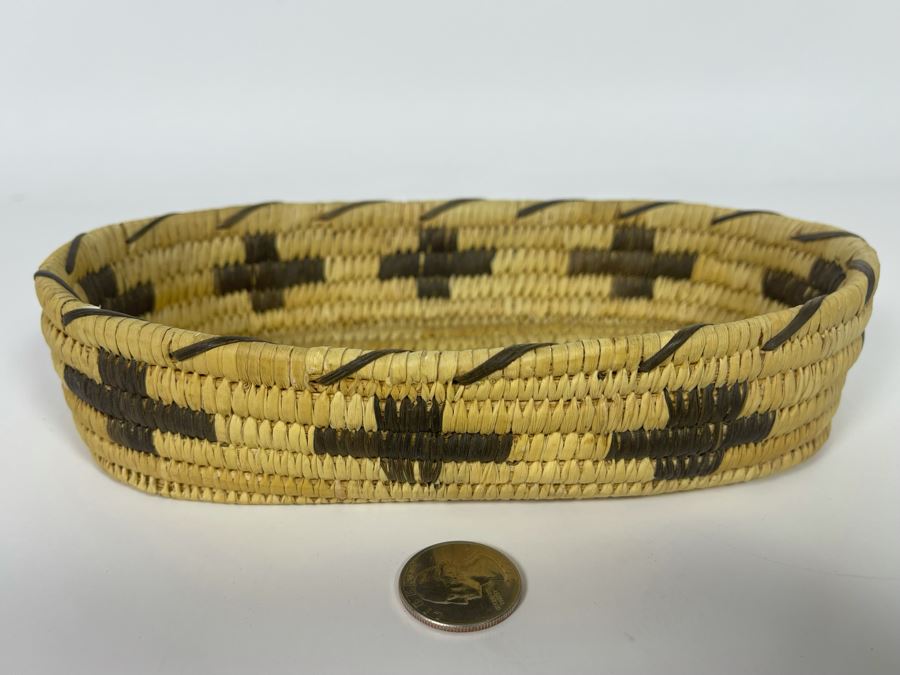 Vintage Native American Indian Papago Woven Basket 8W X 4.5D [Photo 3]