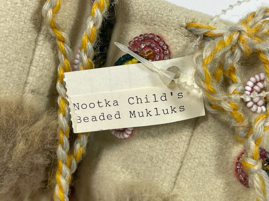 Vintage Nootka Child’s Beaded Mukluks Moccasins 7L [Photo 8]