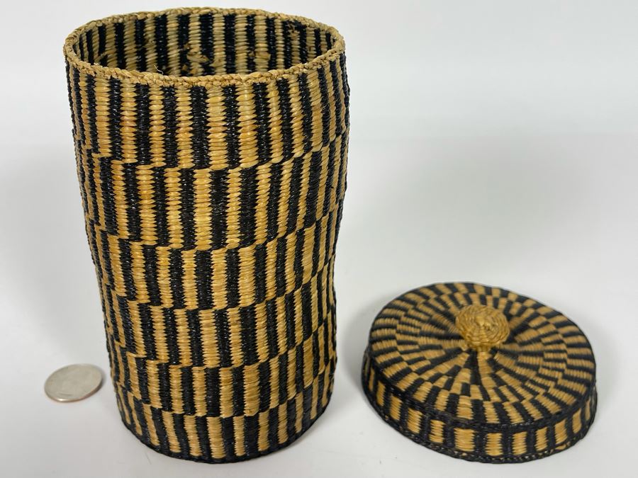 Vintage Native American Indian Northwest Coast Woven Basket With Lid 4W X 7H [Photo 6]