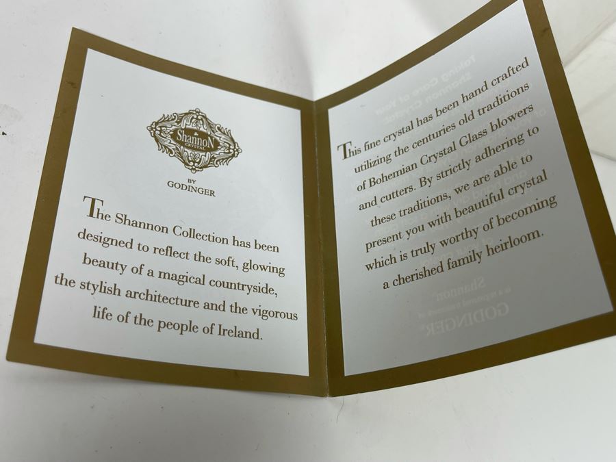 New Butterflies In Flight Vase By Shannon Crystal Godinger [Photo 11]